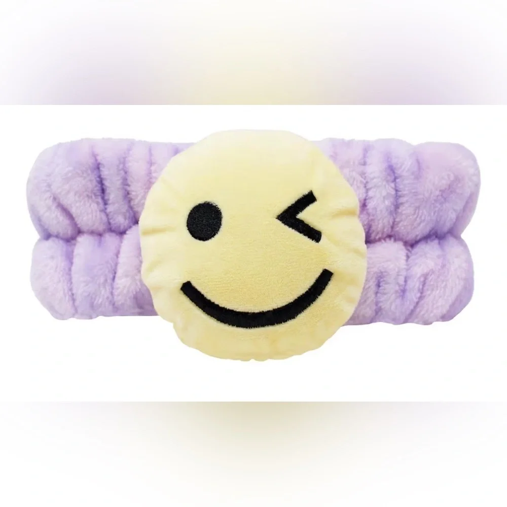 The crème shop winky face 3d teddy headyband plushie spa headband. New in box